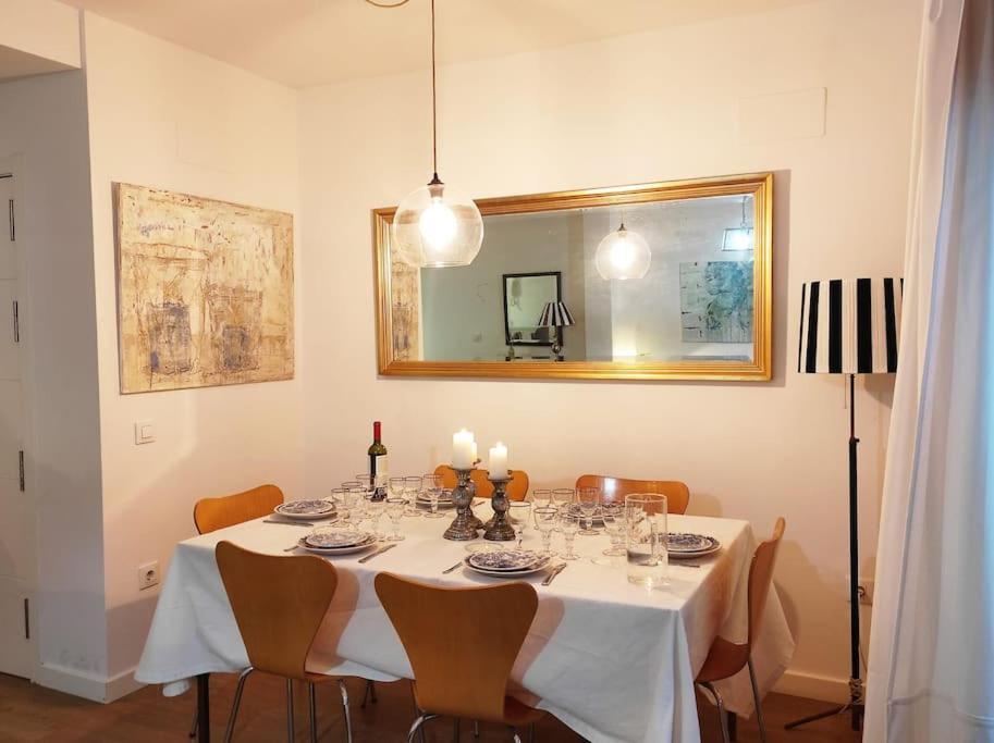 Real Maestranza Suite เซบีญา ภายนอก รูปภาพ
