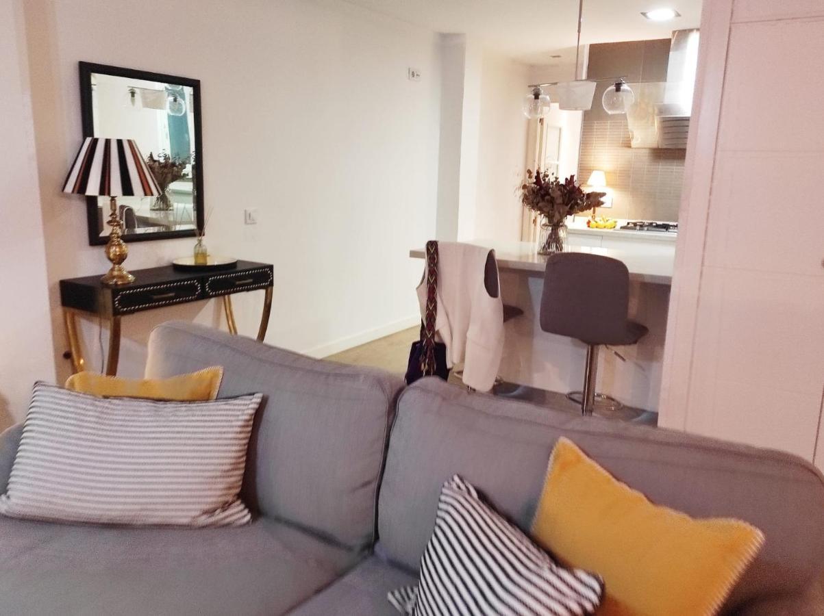 Real Maestranza Suite เซบีญา ภายนอก รูปภาพ